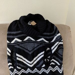 BCBG sweater poncho